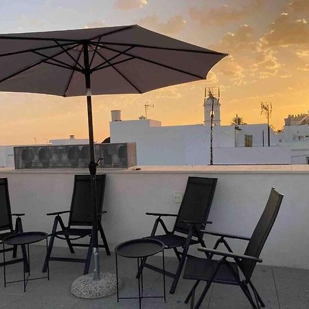 Ideal Estudio Para Parejas Conil De La Frontera Luaran gambar