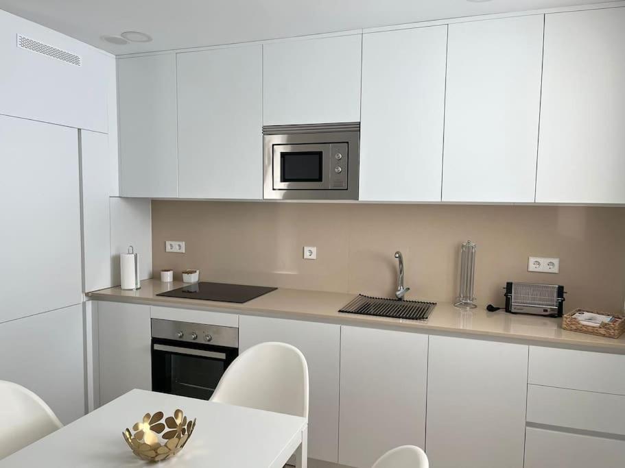 Ideal Estudio Para Parejas Conil De La Frontera Luaran gambar